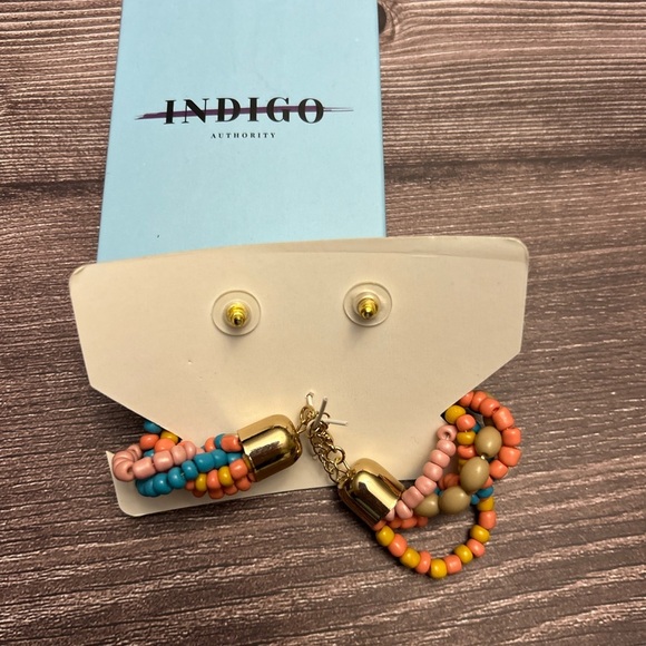 Indigo Multicolor Beaded Bracelet and Gold-Tone Earrings - Picture 2 of 2